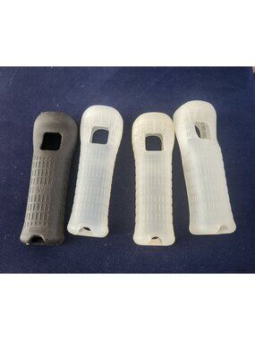 4- Nintendo Wii Controller Silicone Protective Sleeves Skins